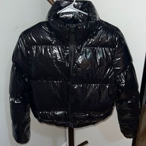 Solid zip front puffer coat “black”